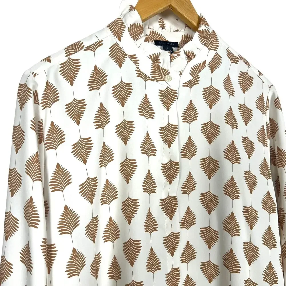Ann Taylor Women's Size L Ruffle Neck Button-Up Top Blousy Relaxed Fit Career